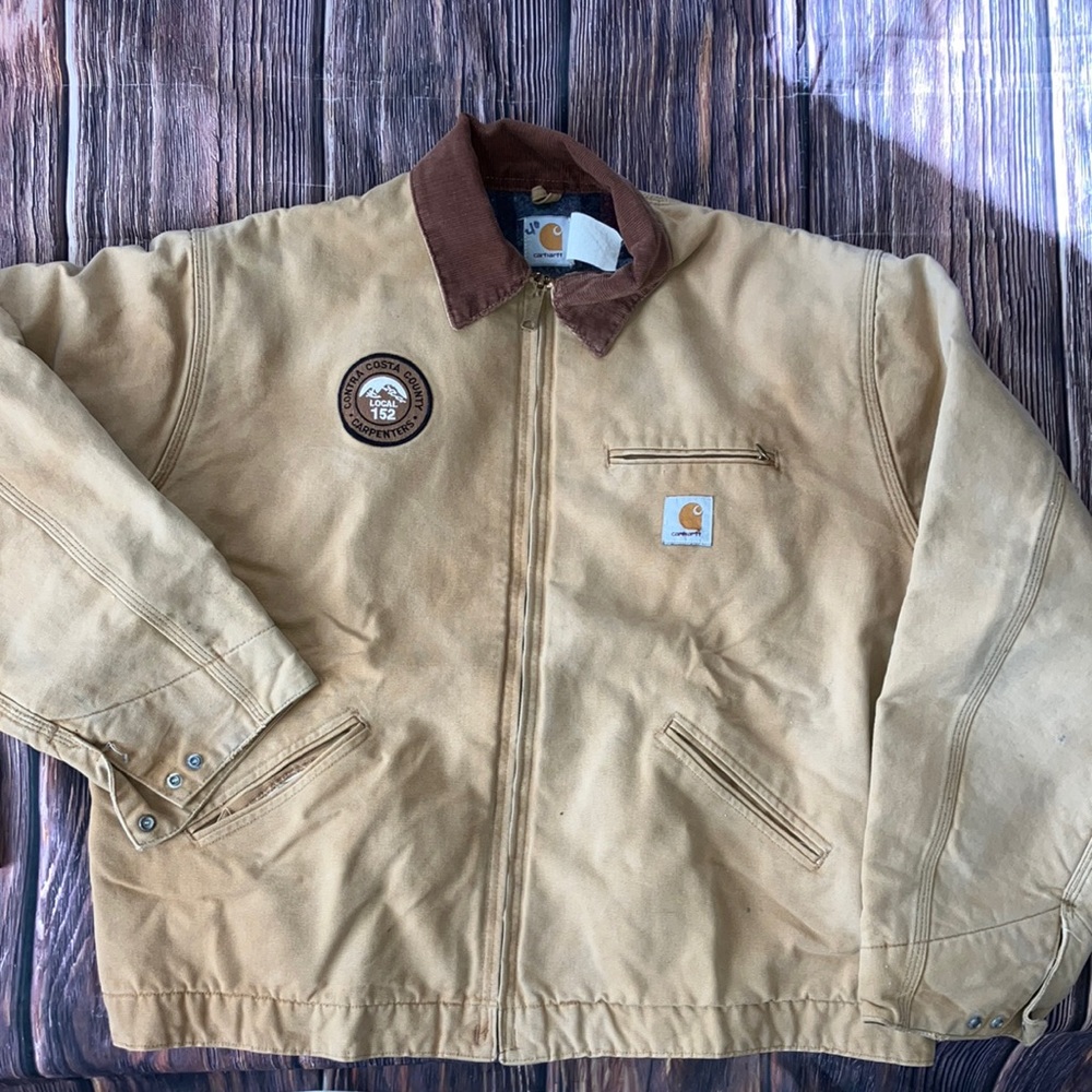 Vtg 90’s Carhartt Duck-Canvas insulated “Detroit” zip down jacket size 52/Xl